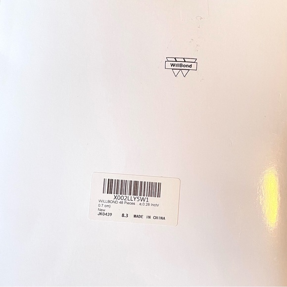 48-Piece Perm Rods / Curlers / Cold Wave
Rods & Steel Pintail/Rat Tail Comb - Picture 6 of 6